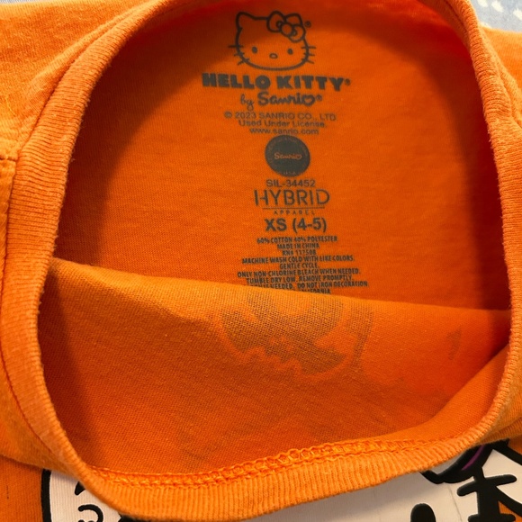 Hello Kitty Orange Halloween Graphic Short Sleeve Tee Size XS (4-5) Fall! - Picture 3 of 4